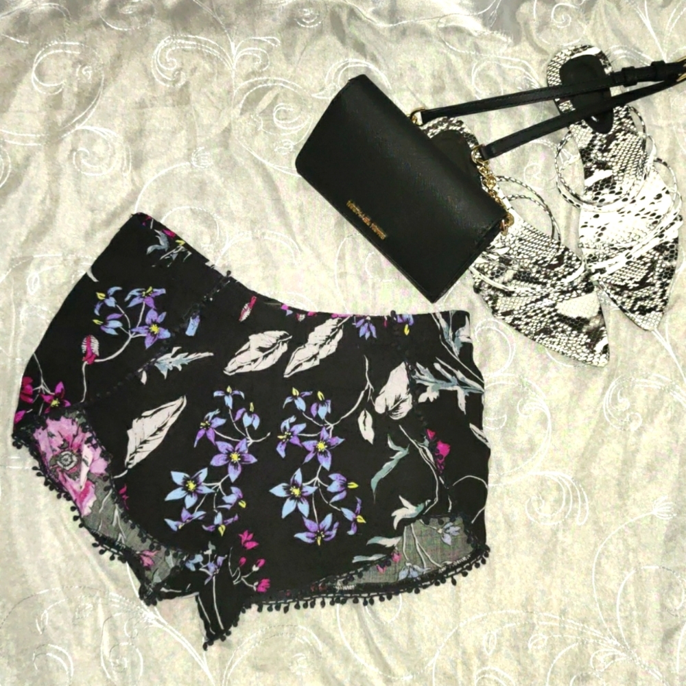 Express shorts